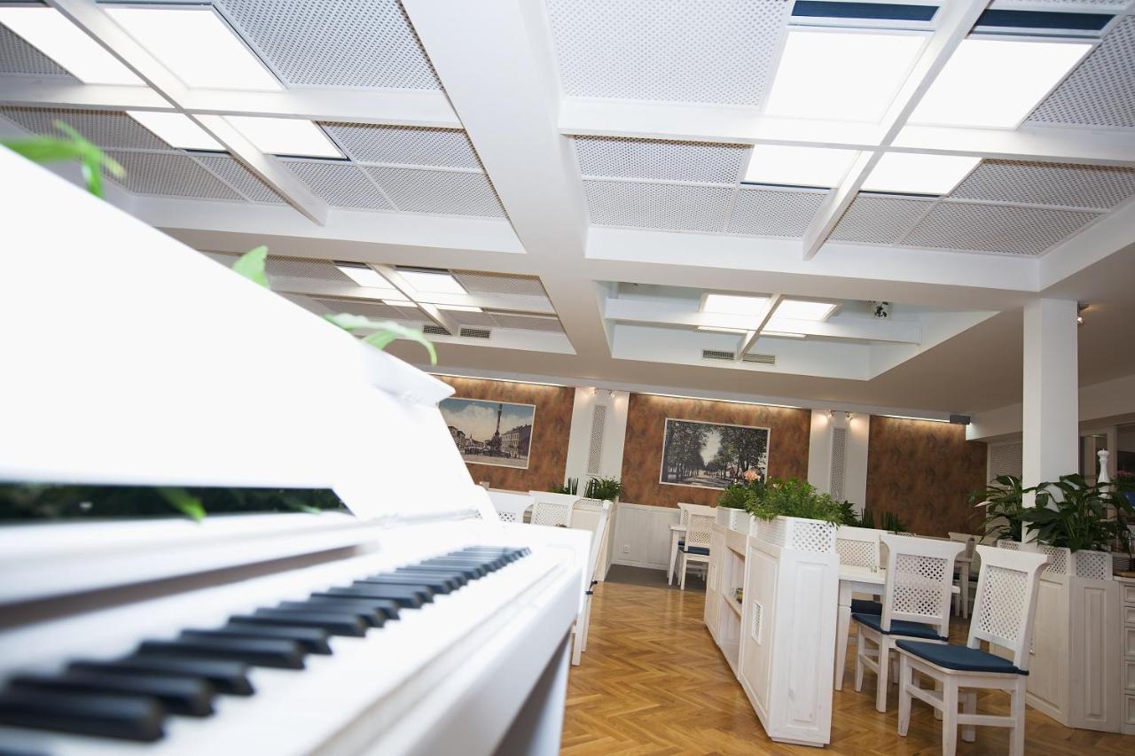 Hotel Slavia Svitavy Kültér fotó